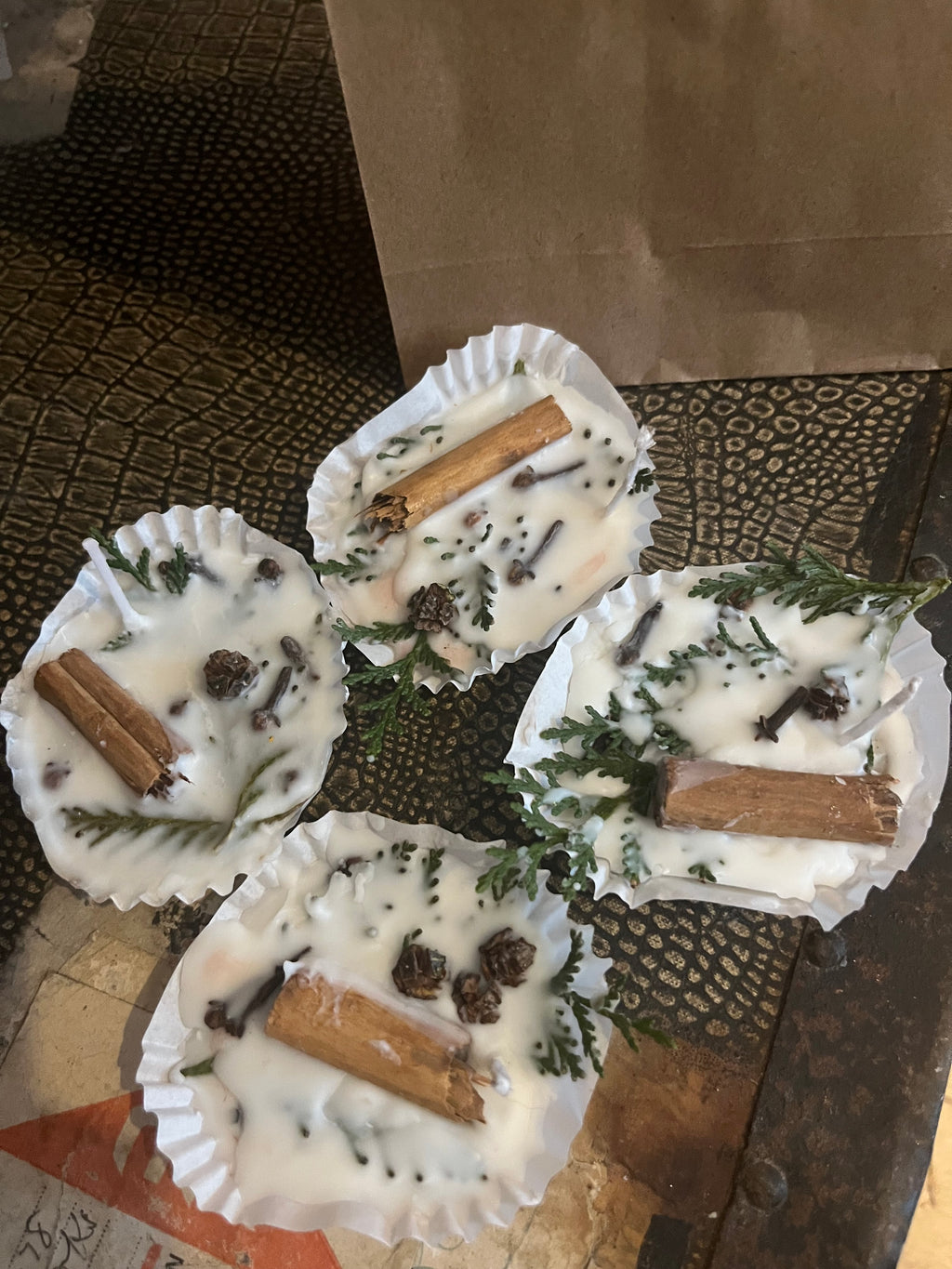 100% Eco Friendly Natural Scented Soy Wax Firestarters x4 Pack