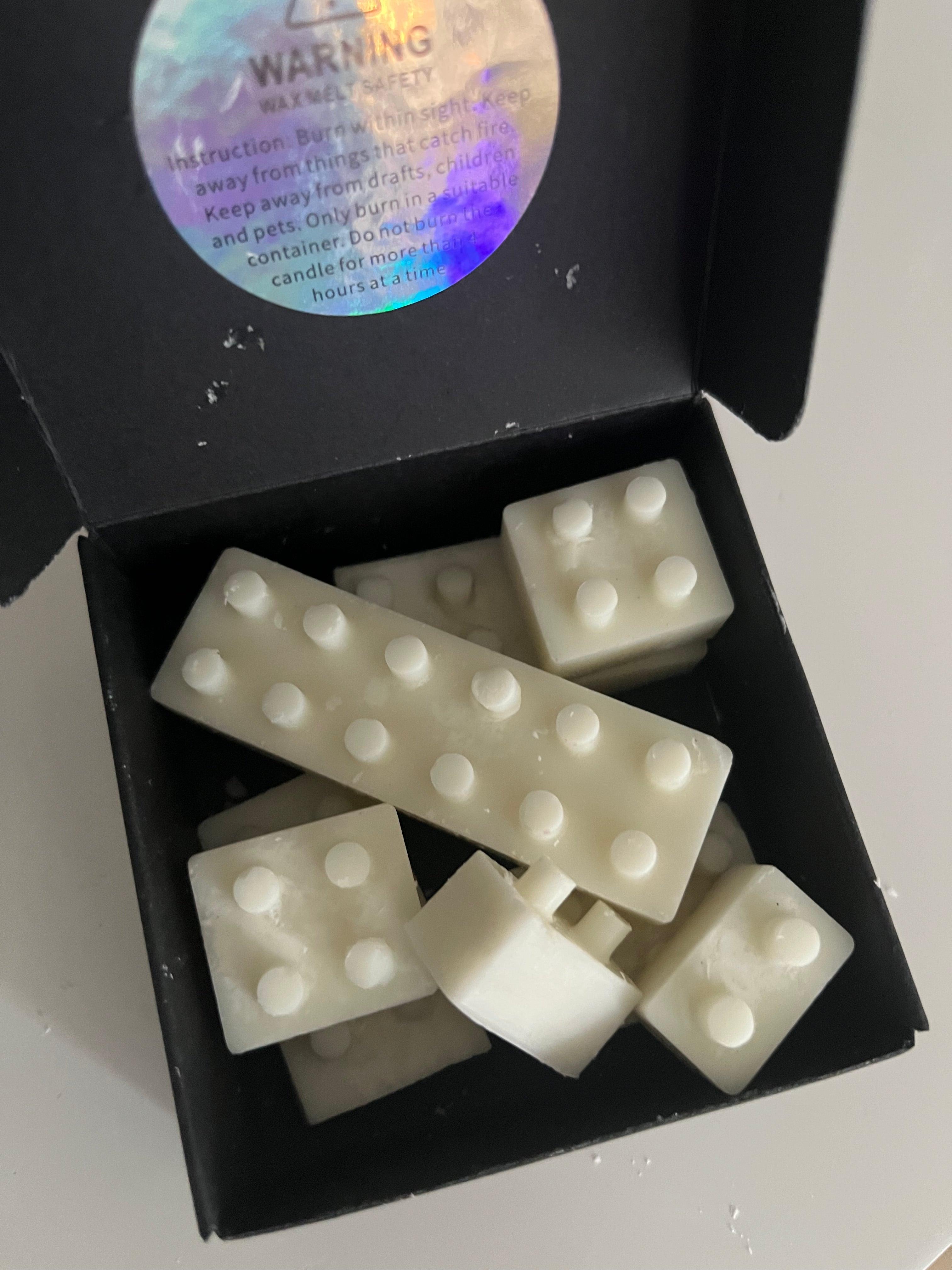 ‘Building Dreams’ 2oz Pack Of Vegan Scented Brick Shaped Golden Soy Wax Melts