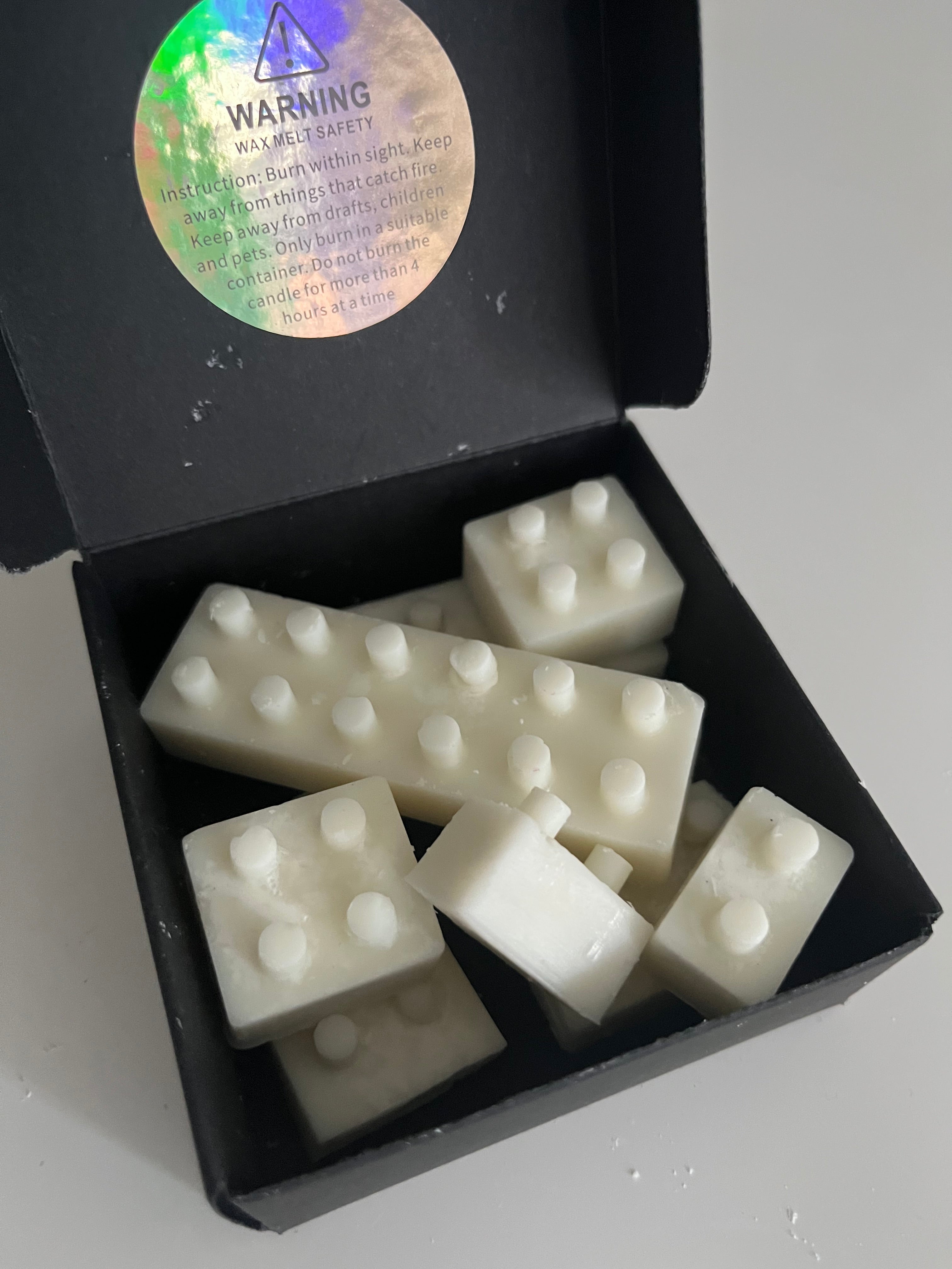 ‘Building Dreams’ 2oz Pack Of Vegan Scented Brick Shaped Golden Soy Wax Melts