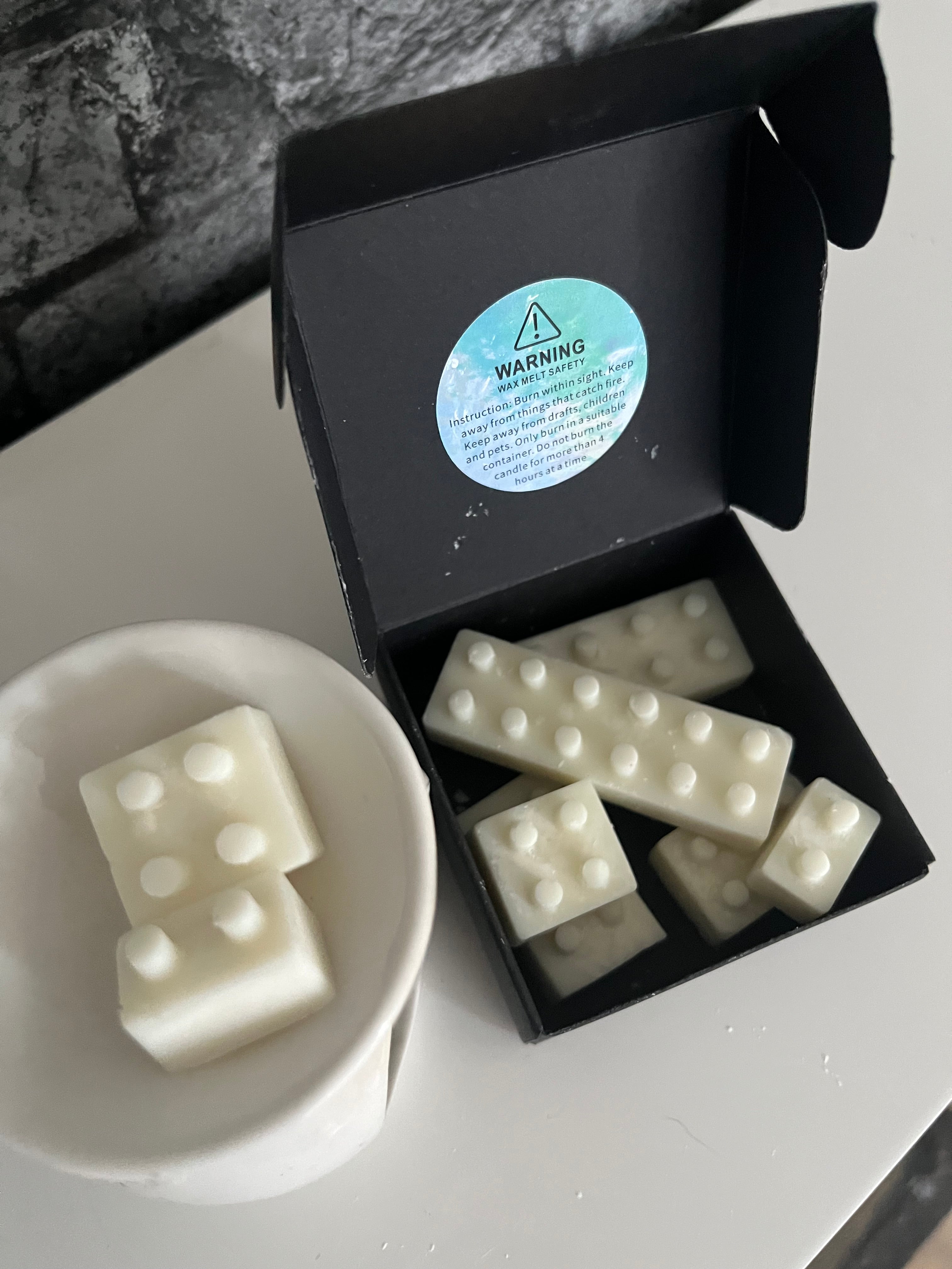 ‘Building Dreams’ 2oz Pack Of Vegan Scented Brick Shaped Golden Soy Wax Melts
