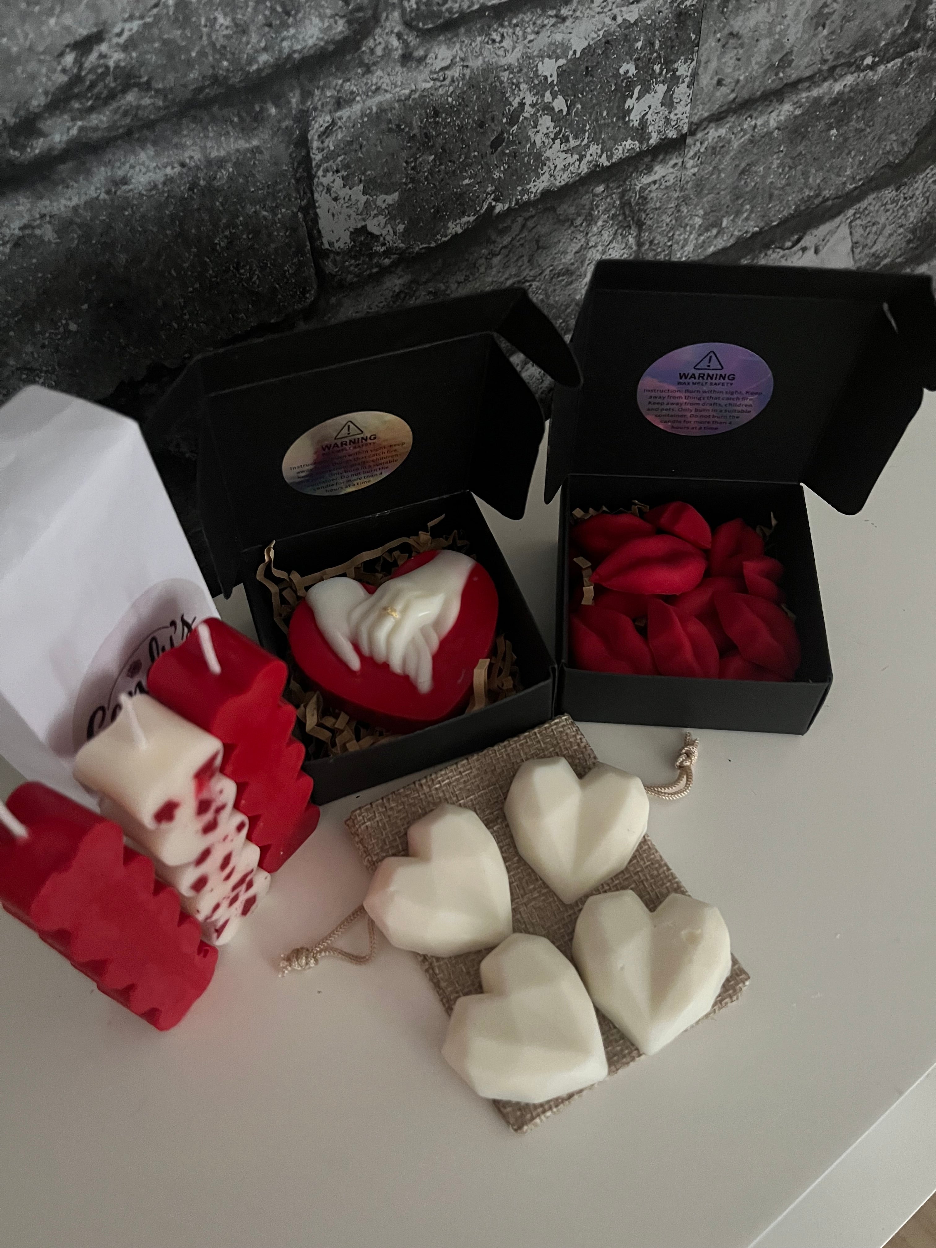 Valentines Romantic Vegan Highly Scented Candles & Soy Wax Melts Gift Set