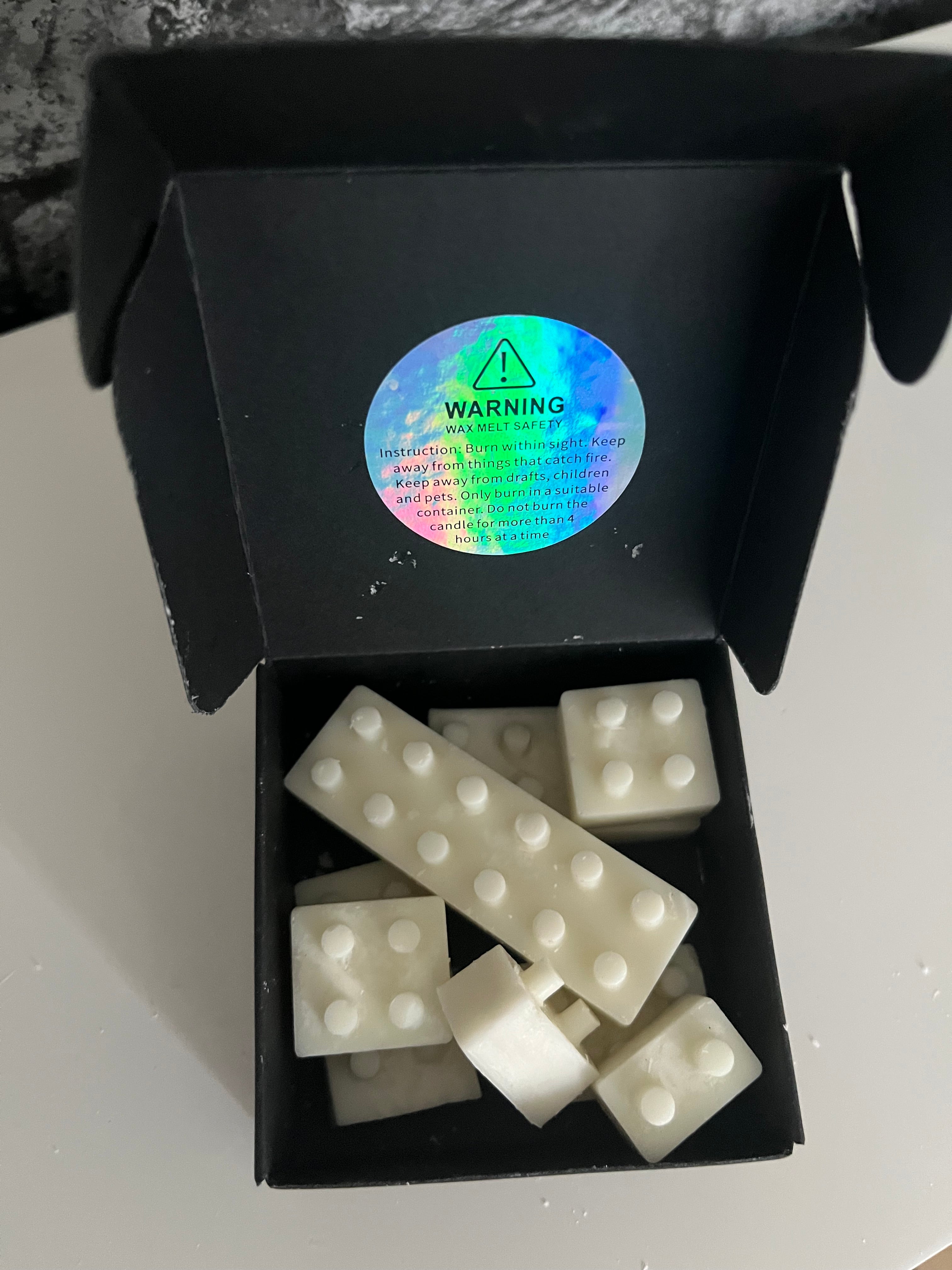 ‘Building Dreams’ 2oz Pack Of Vegan Scented Brick Shaped Golden Soy Wax Melts