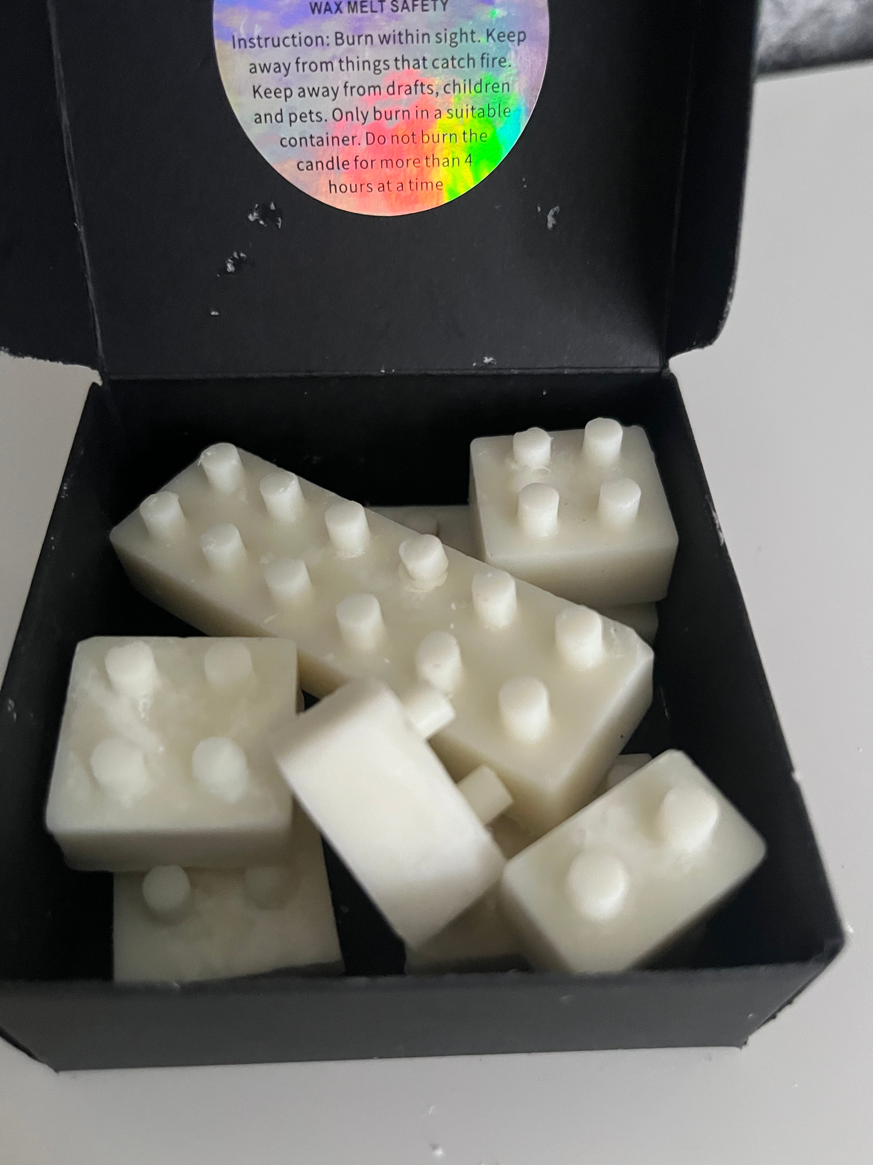 ‘Building Dreams’ 2oz Pack Of Vegan Scented Brick Shaped Golden Soy Wax Melts