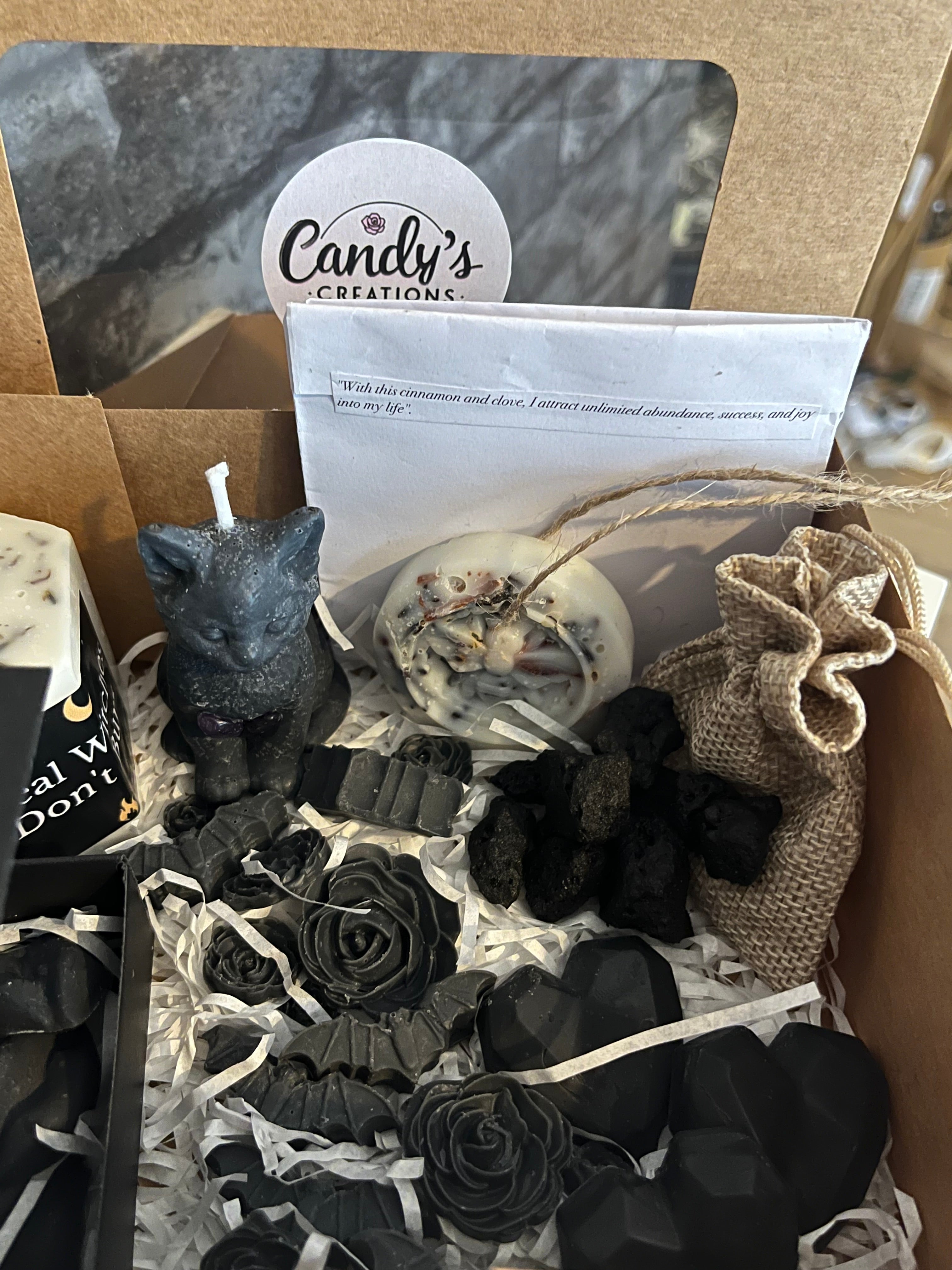 ‘Real Witches Dont Burn’ Vegan Scented Lady Millionaire & Anti Anxiety CALM Amethyst Candles, Wax Melts, Natural Freshener & Aroma Diffuser Set