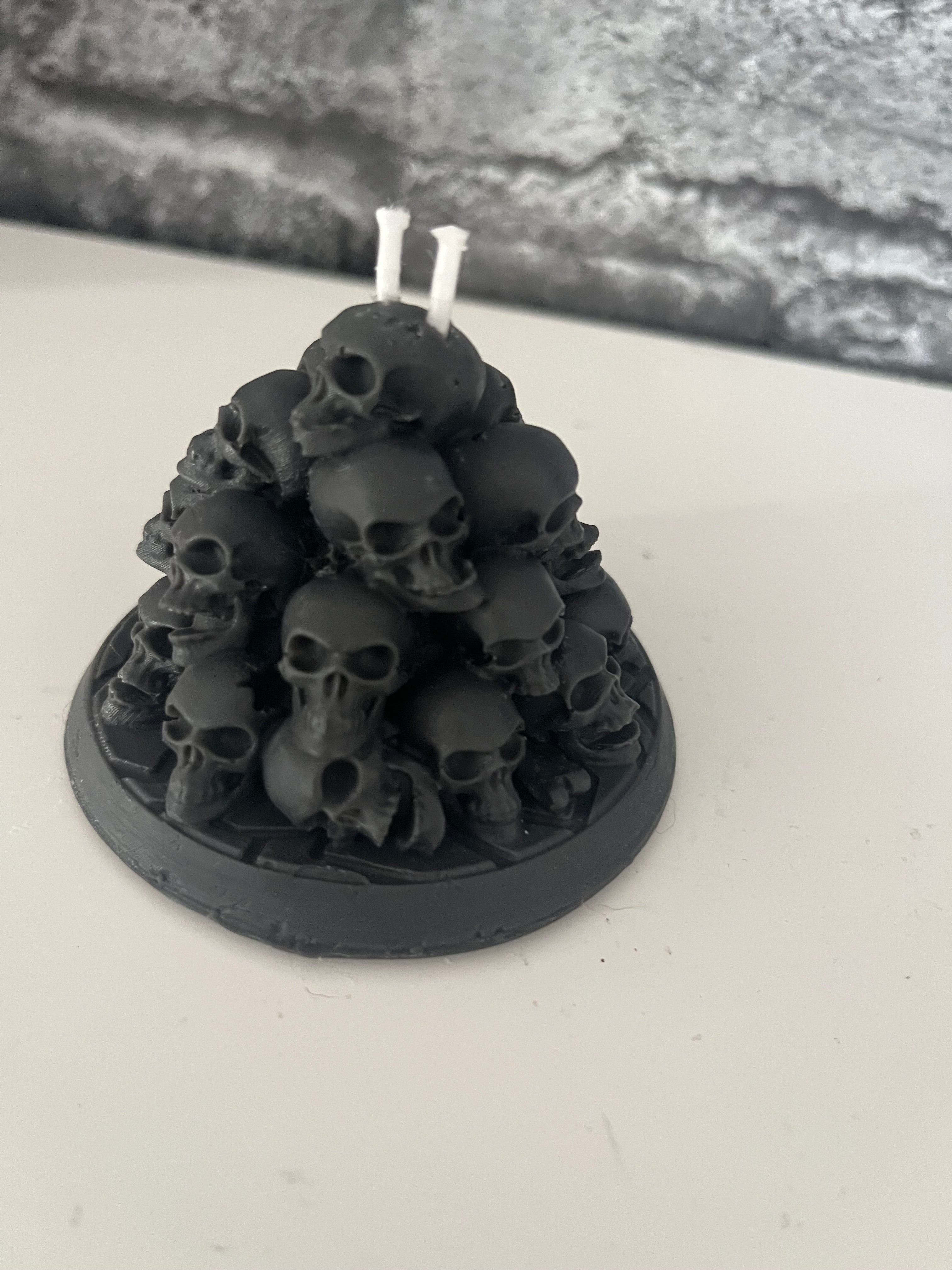 ‘Lost my Head’ Scented 2lb Soy Skull Candle